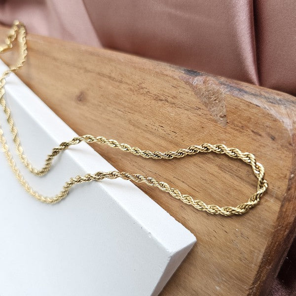 Luxe Gold Rope Chain - 16in